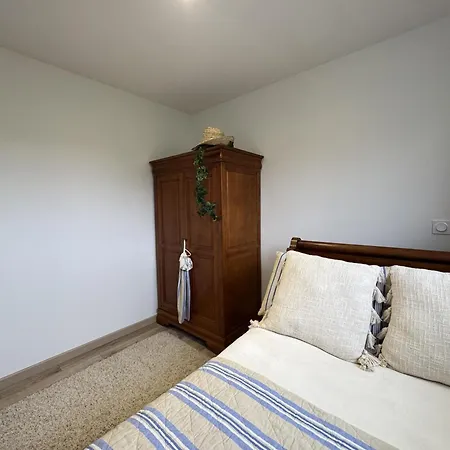 Dependance De Charme - - 5 Pers Holiday home Ruaudin